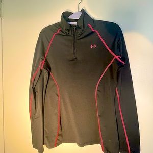 Under Armour Pull-over 1/4 Zip Long Sleeve Size M